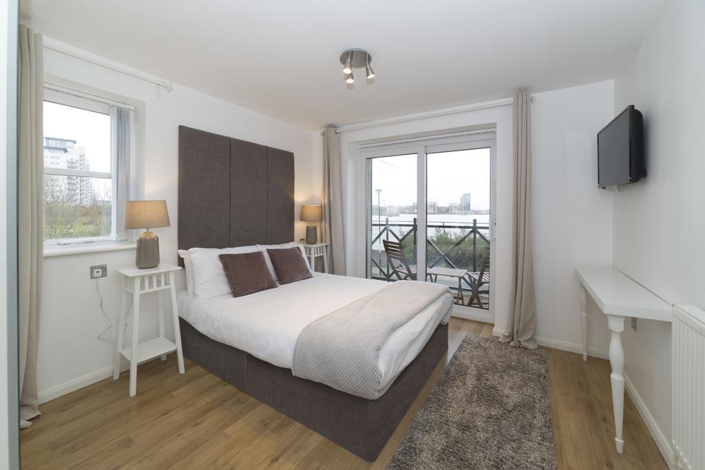 Quiet Riverside Apartment London Eksteriør bilde